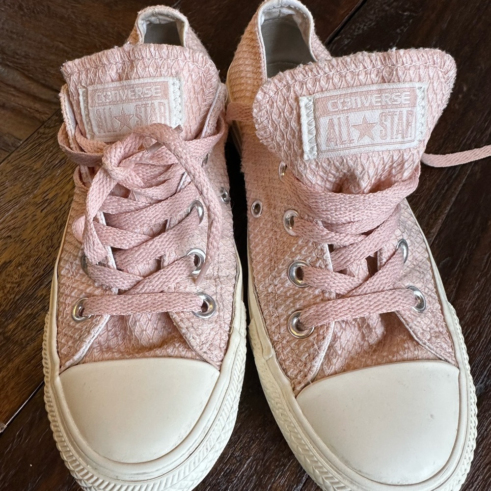 Converse Kids Light Pink Textured Sneakers